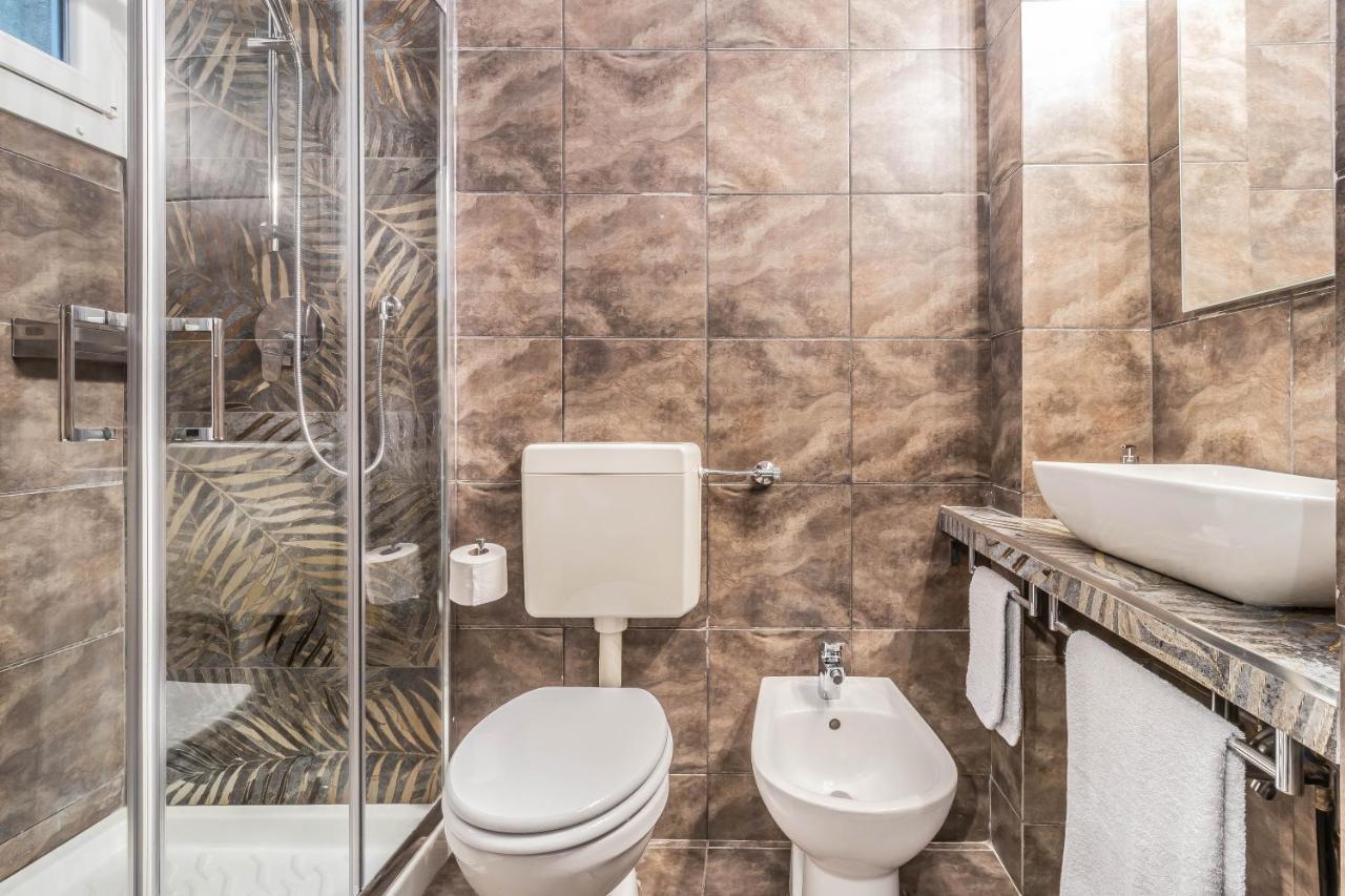 "Suite Porta Venezia Duomo" Metro - Wi-Fi - Netflix Милан Экстерьер фото